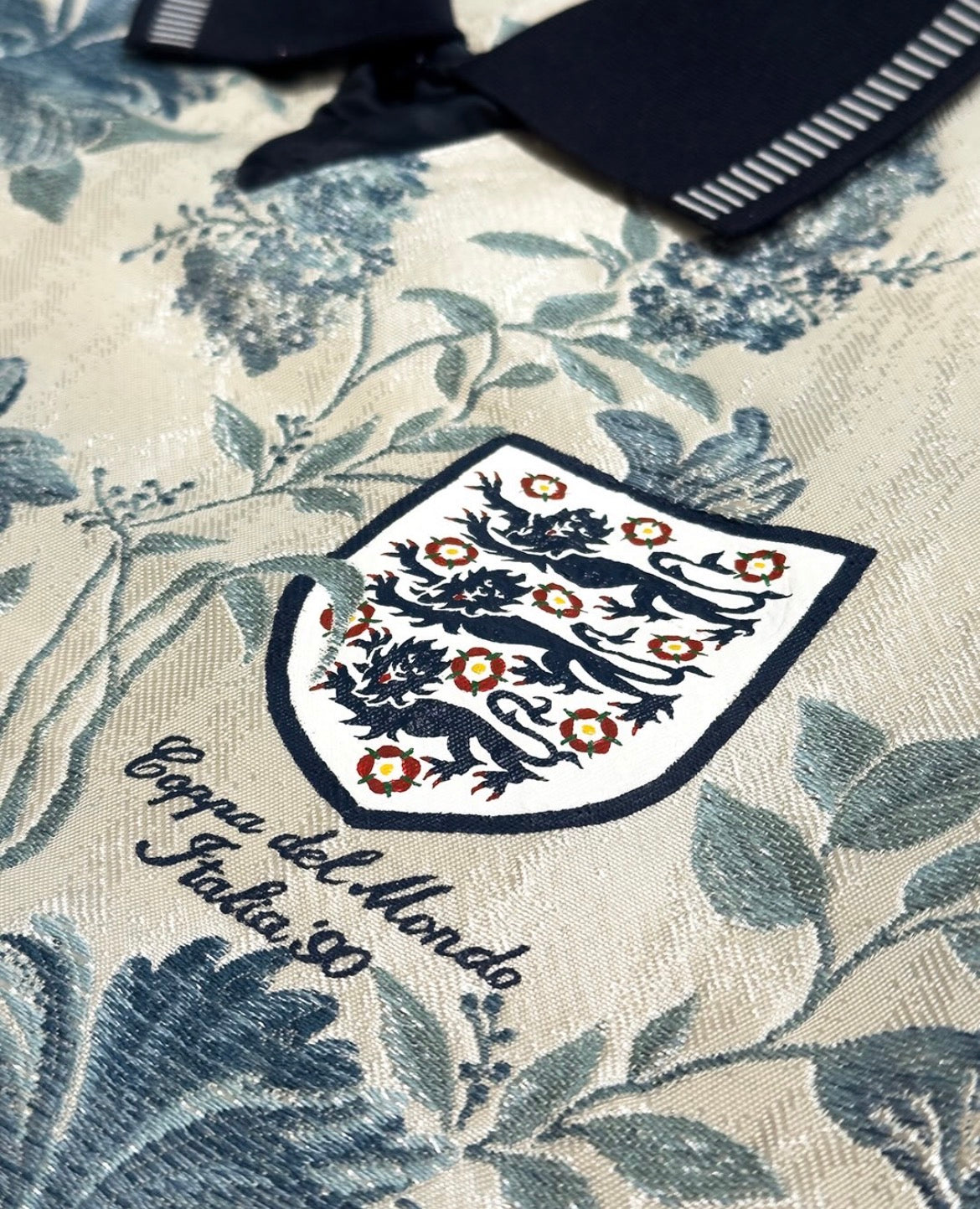 ENGLAND RETRO CLASSY
